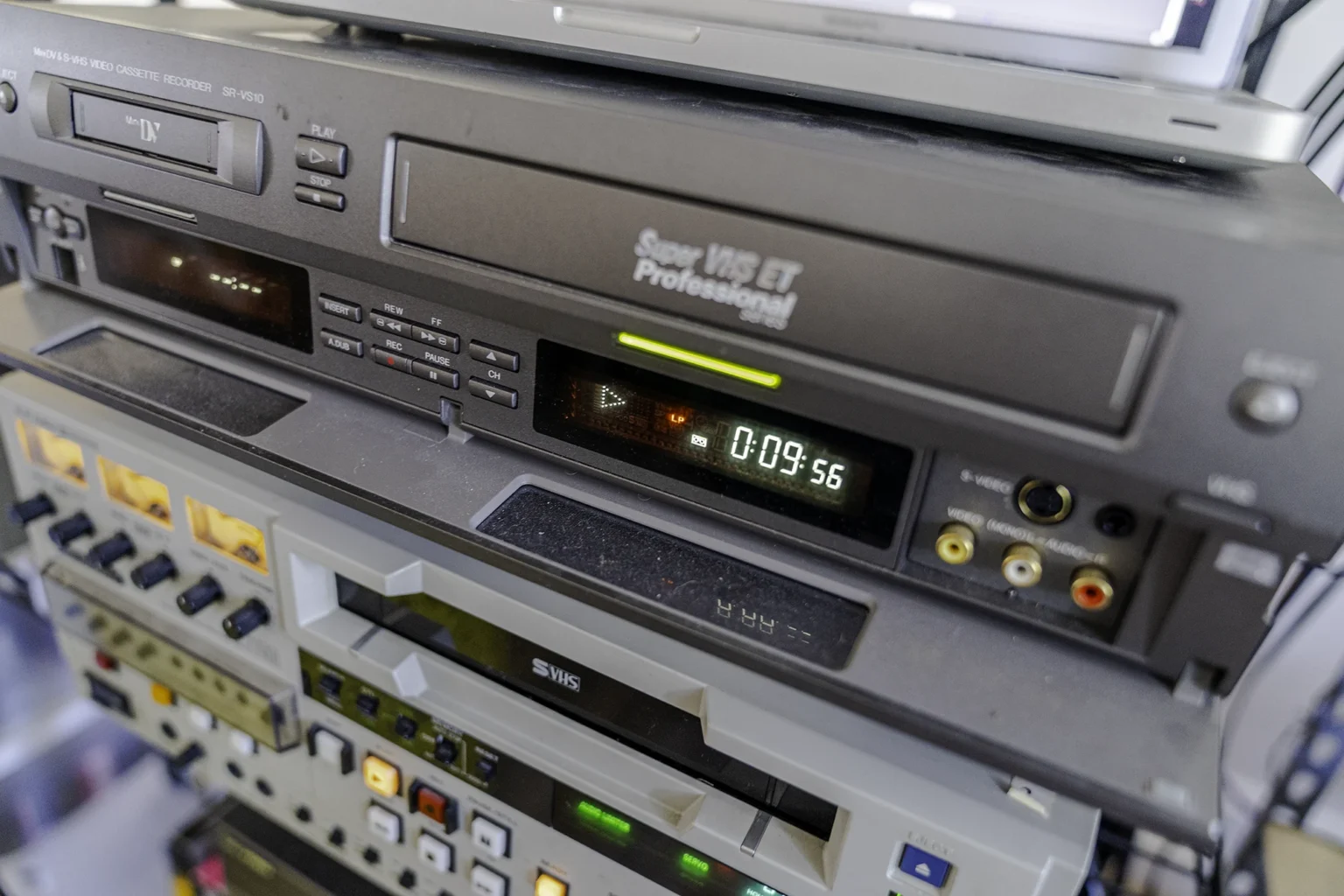 Top 5 Reasons to Digitize Your Old Home Videos Before the Holidays